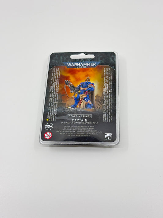 Space Marine Captain with Master-Crafted Heavy Bolt Rifle